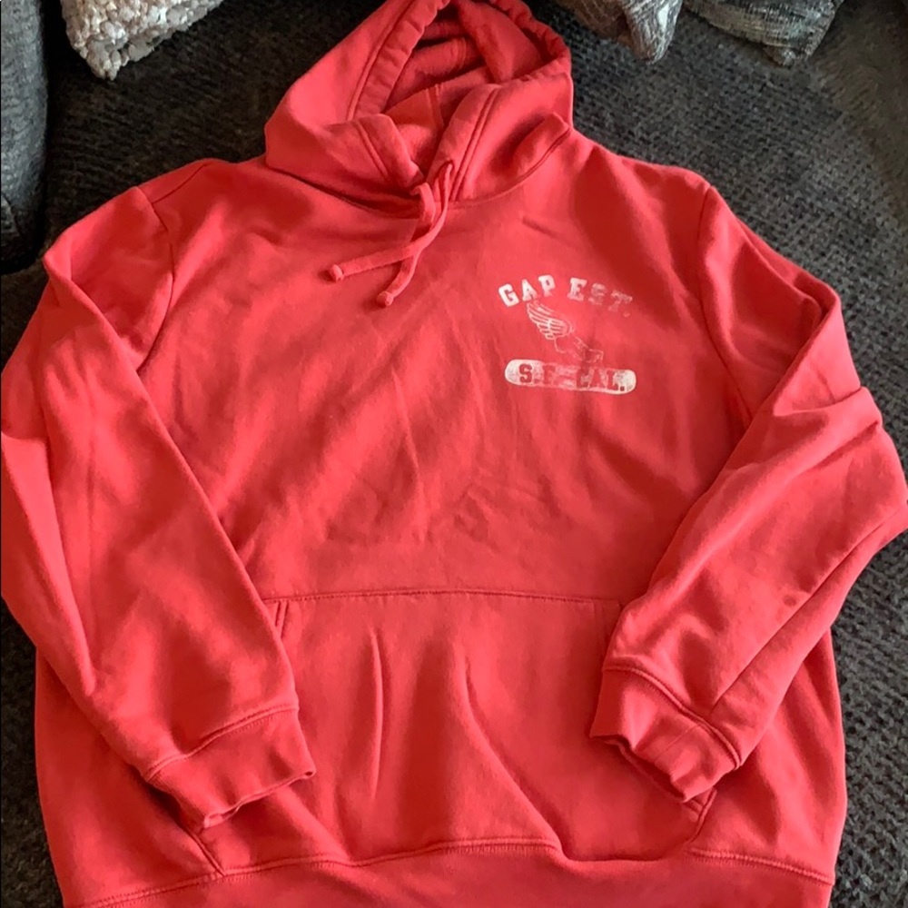 Gap men’s size L hoodie